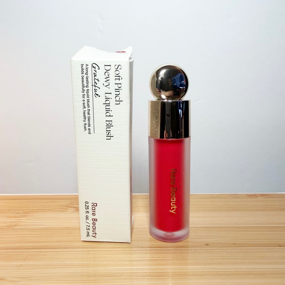 Rare Beauty Soft Pinch Dewy Liquid Blush Grateful, True Red 0.25 fl oz 7.5ml NIB